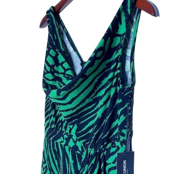 GABRIELLE UNION and New York & Company Sleeveless Draped Neck Dress Size Small - Picture 3 of 16